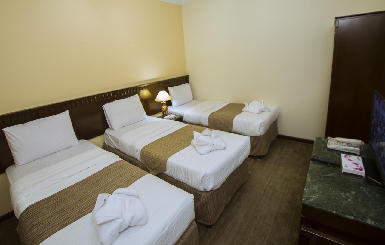 Mohamadia Al Zahra Hotel Medina ภายนอก รูปภาพ
