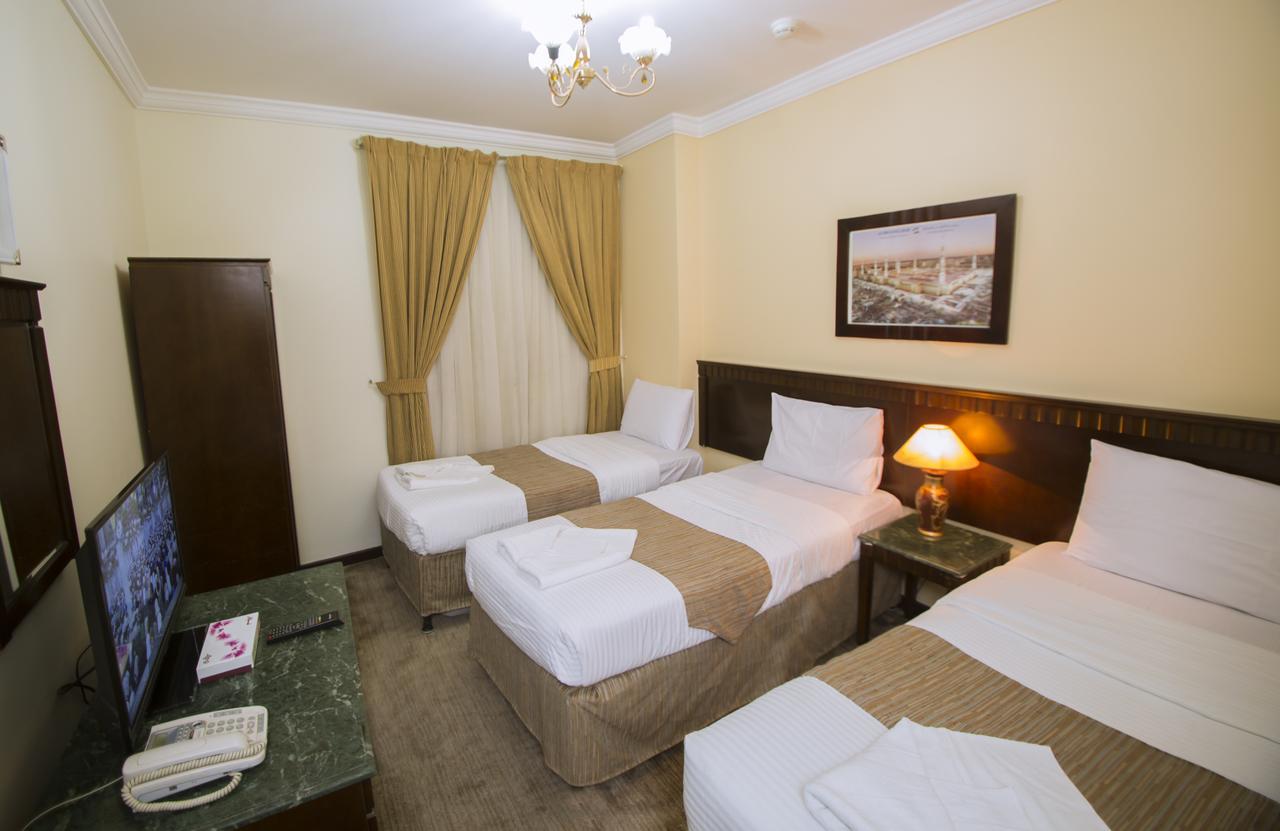 Mohamadia Al Zahra Hotel Medina ภายนอก รูปภาพ