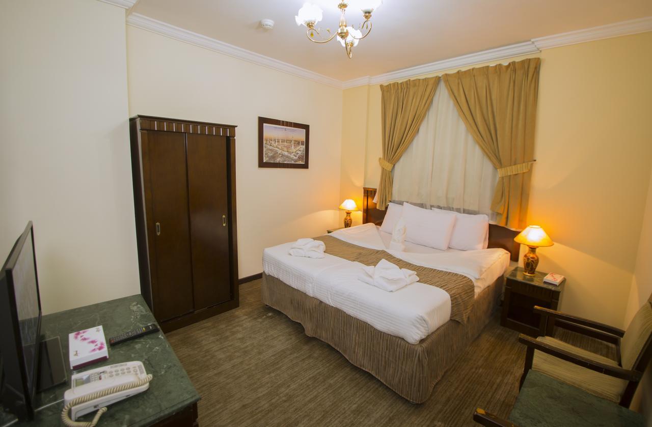 Mohamadia Al Zahra Hotel Medina ภายนอก รูปภาพ